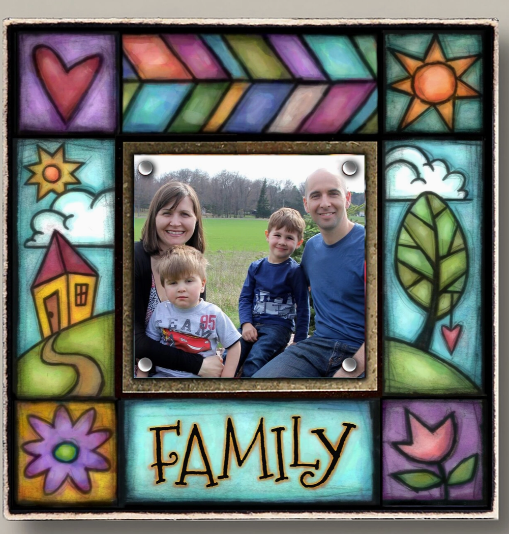 Macone-Frame-"Family"
