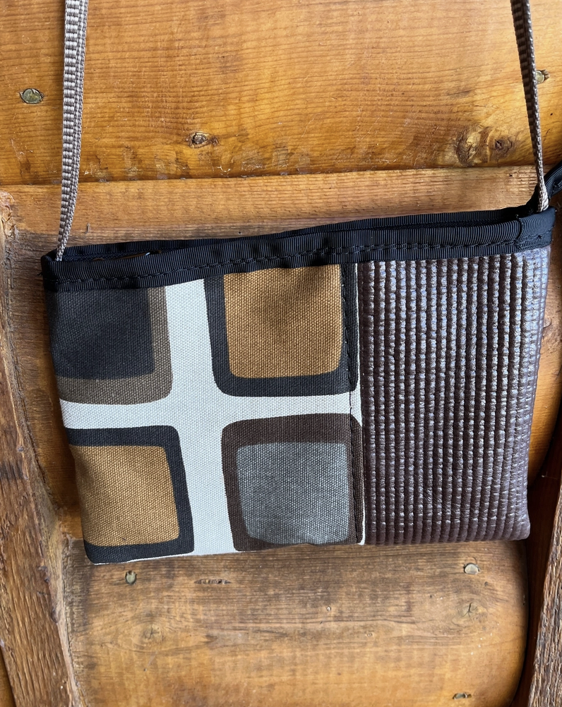 GoGo Zip bag