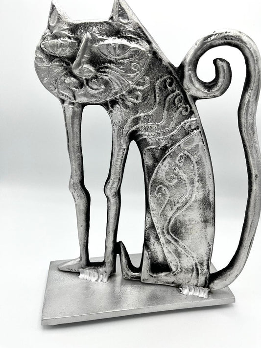 Don Drumm - Cat Seated (C)