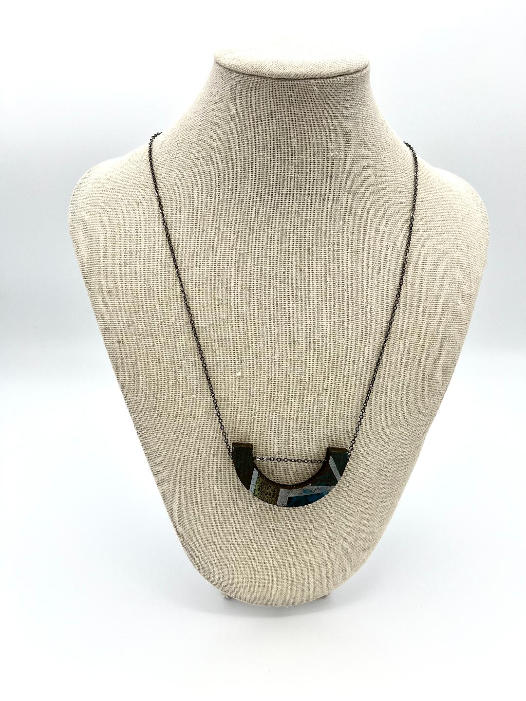 Kosciak-Semi Circle Reversible Ceramic Necklace(C)