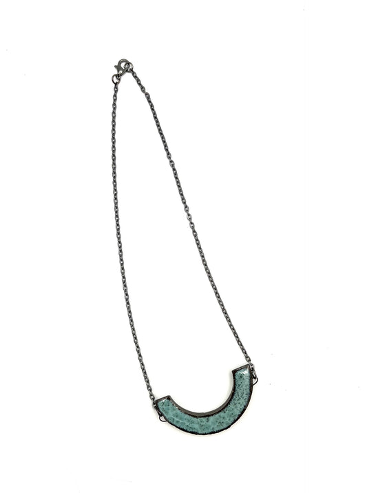 Kosciak-Reversible Semi Circle Shorter Necklace(C)
